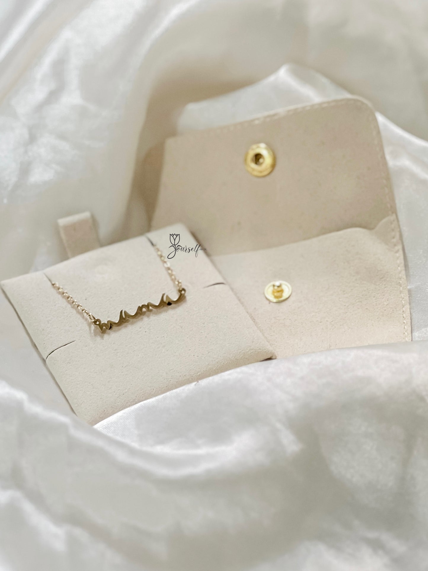 Cadena Mamá Cursiva